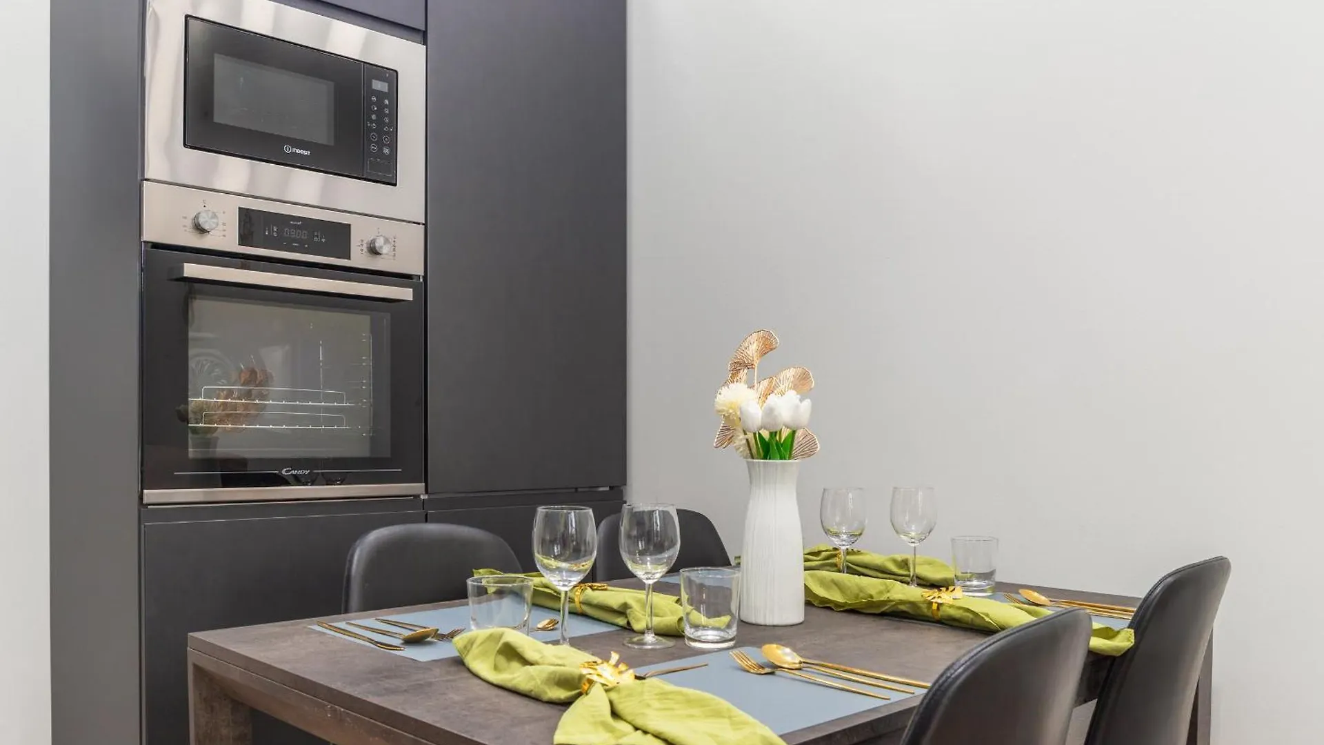 Wonderful Xl Suite In Monza, Free Parking Италия
